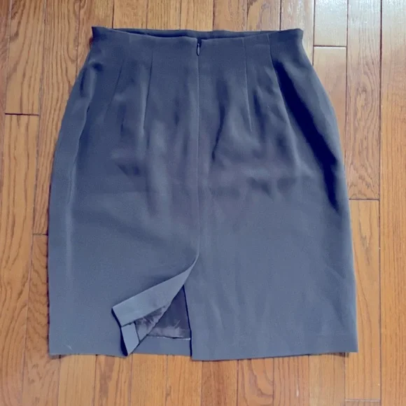 Valerie Stevens Classic Gray Pencil Skirt - Picture 6 of 6